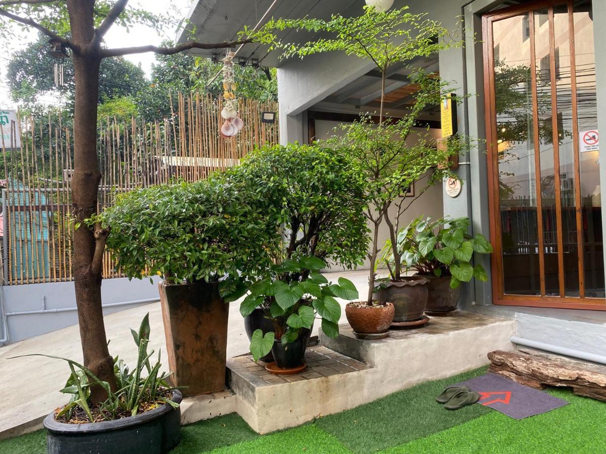 Nesuto Hostel Ramkamhaeng 52 방콕 외부 사진