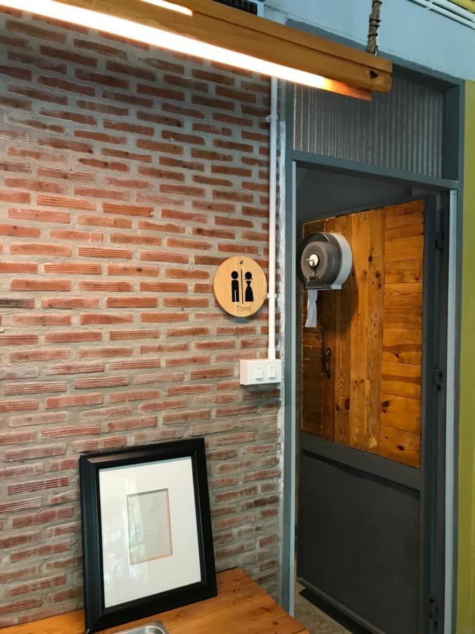 Nesuto Hostel Ramkamhaeng 52 방콕 외부 사진
