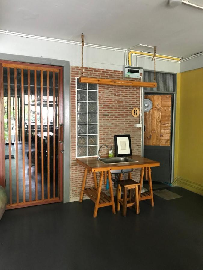 Nesuto Hostel Ramkamhaeng 52 방콕 외부 사진