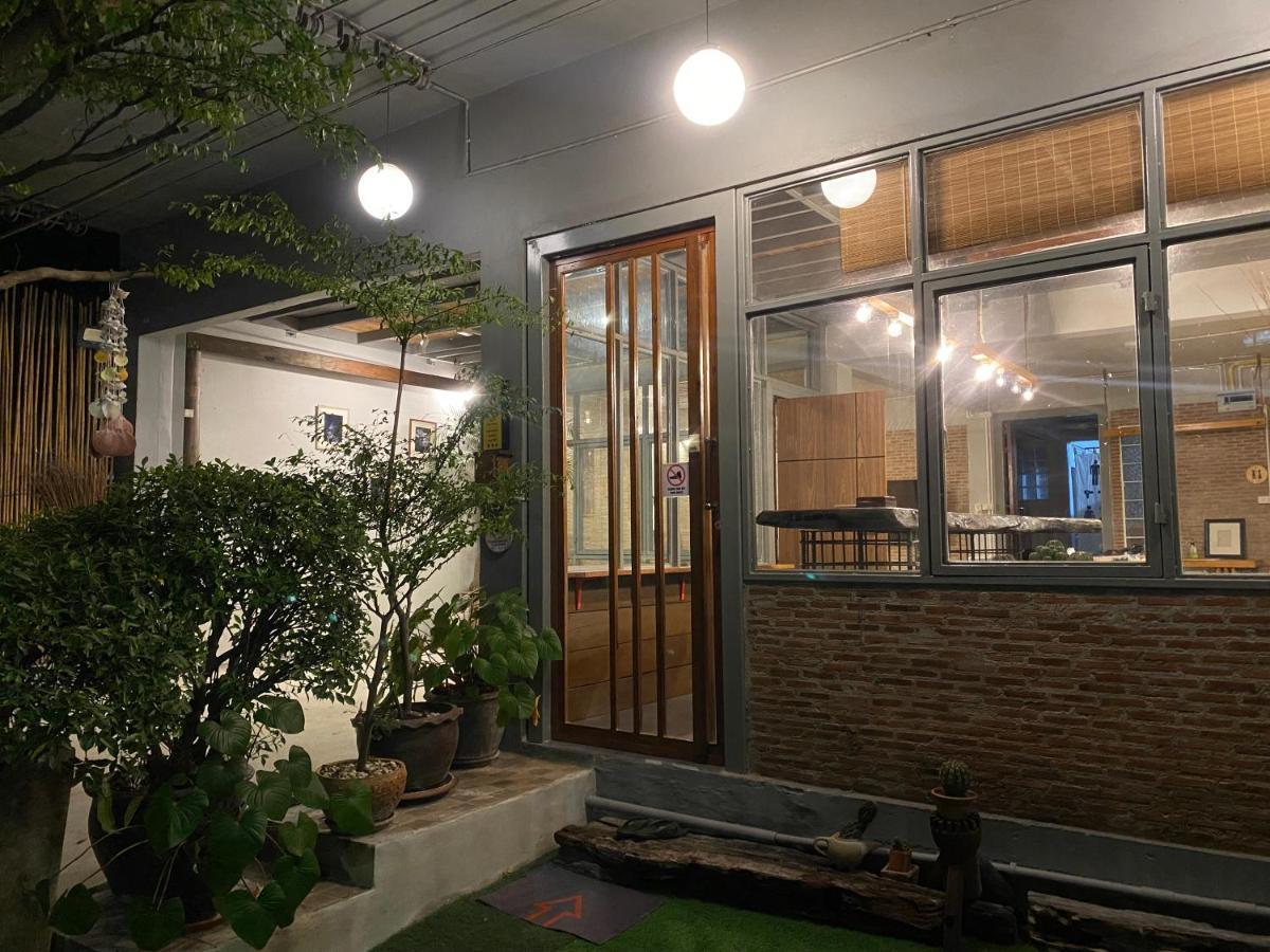 Nesuto Hostel Ramkamhaeng 52 방콕 외부 사진